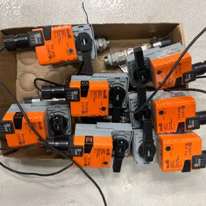 7 PIECES BELIMO FLYCAL ACTUATOR WITH 3/4" FEED LINE, MODEL B220-LRB24-3