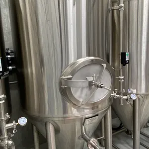 10 HL FERMENTATION TANK. JACKETED, PRESSURE GAUGE, TEMPERATURE CONTROL, 6" DRY HOP PORT,