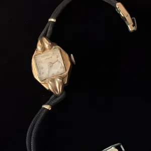 YGP LOIUS LADIES WRISTWATCH (REQUIRES SERVICE)