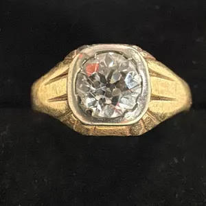LADIES DIAMOND RING