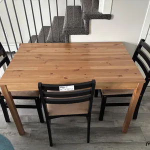 Dining Table w/ (3) Chairs
 UNRESERVED