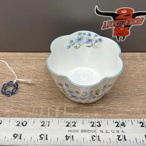 Shelley Bone China Sugar Bowl w/Blue Rock Pattern