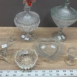 Asst. Crystal/Glass Dishes & Decor Pieces.