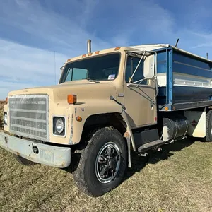 International Tandem Axle Grain Truck; SN.AF192KCA16780
