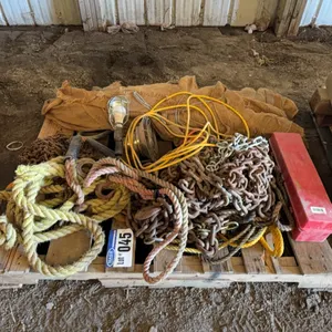Pallet Lot; Logging Chains, Tow Ropes, Roadside Flares, Trouble Light