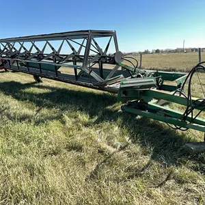 John Deere 590 25FT PT Swather