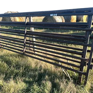 (4) HD 10.5FT Corral Panels