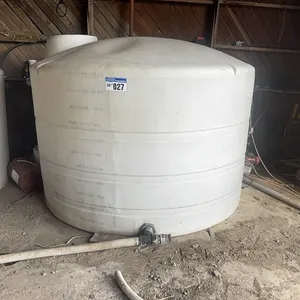 1400 Gallon Poly Water Tank With 2" Plumbing