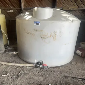 1400 Gallon Poly Water Tank With 2" Plumbing