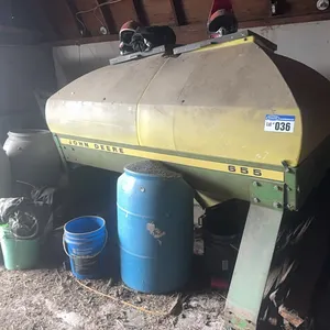 John Deere 655 Air Seeder Tank
