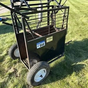 7-L Calf Scale/Chute
