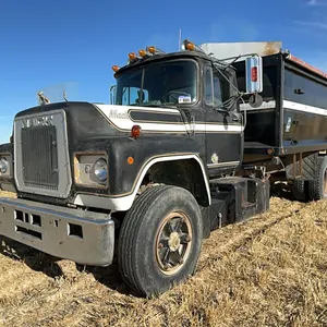 1974 Mack R-600 Tandem Axle Grain Truck; SN.50239