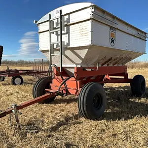 Behlen 300 Bushel Hopper Wagon With Hydraulic Unload Auger