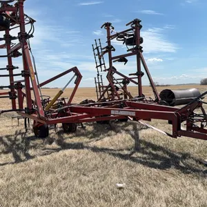 Morris CP-731 35Ft Cultivator With Tine Harrows