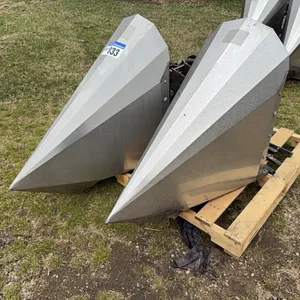 (4) Tridekon Cropsaver  Dividers (Apache Mounting Brackets)