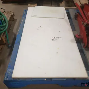 40''x20'' Cutting Board
 UNRESERVED