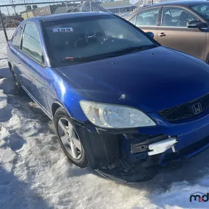 SALVAGE UNIT: 2004 Honda Civic Car
 UNRESERVED