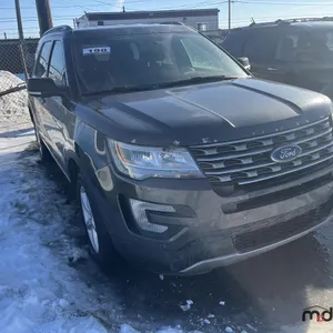 SALVAGE UNIT: 2017 Ford Explorer SUV
 UNRESERVED