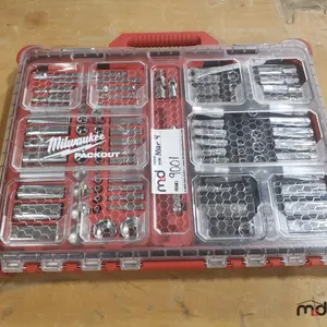 Milwaukee Tool Set
 UNRESERVED