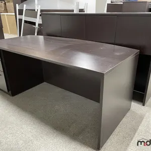 Brown Office Desk w/ Hutch (72"x13 15/16"x42 7/16")
 UNRESERVED