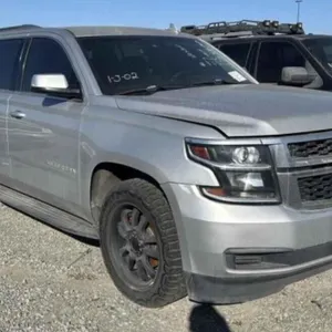 (CA) 2017 Chevrolet Suburban