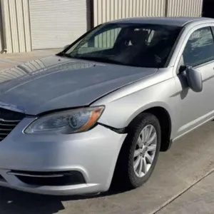 (CA) 2011 Chrysler 200 Touring