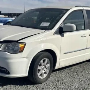 (CA) 2012 Chrysler Town and Country Touring