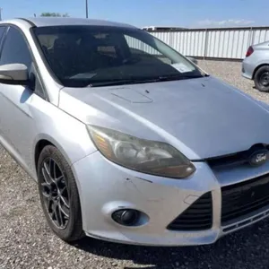 (AZ) 2012 Ford Focus Titanium