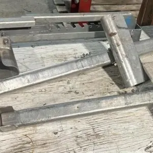 3 Aluminum Ladder Jacks. *LYN