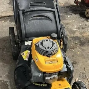 Poulan Pro 21" Rear Bag Lawnmower. Engine Recoil