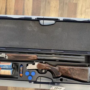 Beretta 686 Onyx. 12g. Appears to have been fired