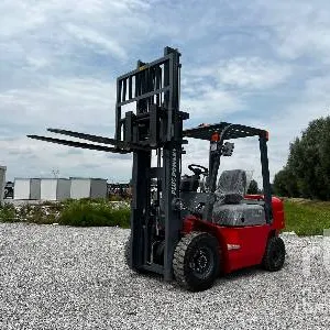 2024 Plus Power VTDD-25 2500 kg Pneumatic Tire Forklift (Unused)