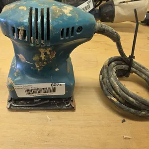 Makita R0455 Finishing Sander, 115V, 1.6A, 14000 Orbits/Min
