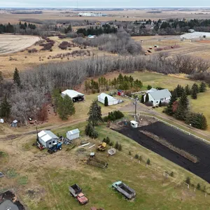 Selling Part of the SW 32-56-16th W4M being 64 Acres M/L near Andrew, AB