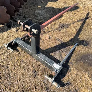 HLA 3pt 3 Spike Bale Spear S/N 12LA12687