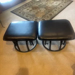 2 OTTOMANS