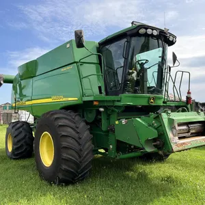 2006 John Deere 9860 STS Premium Combine w/ Folding Auger