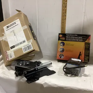 TIMER, TV WALL MOUNT,  CHRISTMAS LIGHT CLIPS