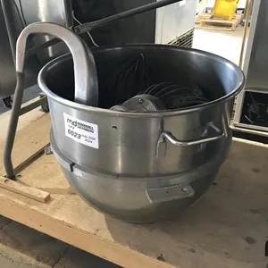 Mixing Bowl w/ Attachments
 UNRESERVED
