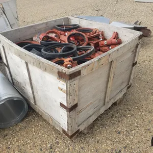 Box of Groove Couplings
 UNRESERVED