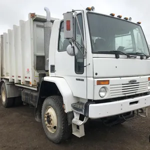 2001 Freightliner FC80 Garbage Truck
 UNRESERVED