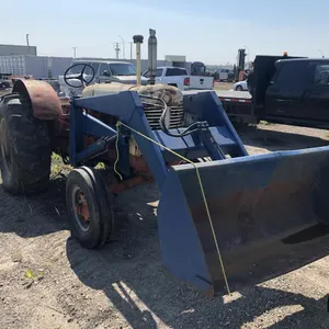 Case 410 Tractor w/ Bucket Loader (Non-Runner)
 UNRESERVED