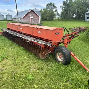 Massey Ferguson 360 Seeding Discer
 UNRESERVED