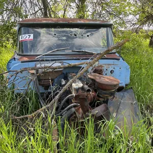 MECHANIC SPECIAL: GMC Truck 
 UNRESERVED