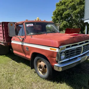 1975 Ford F350 Grain Truck
 UNRESERVED