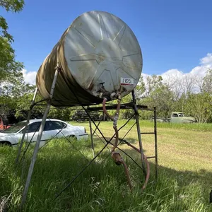 Westeel Fuel Tank & Stand
 UNRESERVED