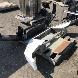 (2) Bumpers
 UNRESERVED