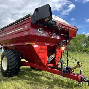 J & M 875-18 Grain Cart 
 UNRESERVED