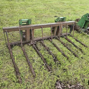 Manure Fork Attachment (Fits JD 6410)
 UNRESERVED