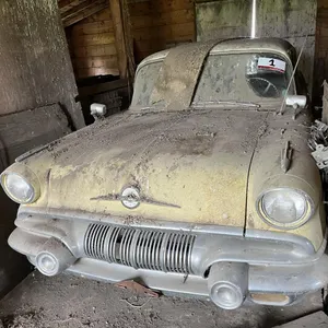 1957 General Motor Pontiac Car (Non-Runner)
 UNRESERVED